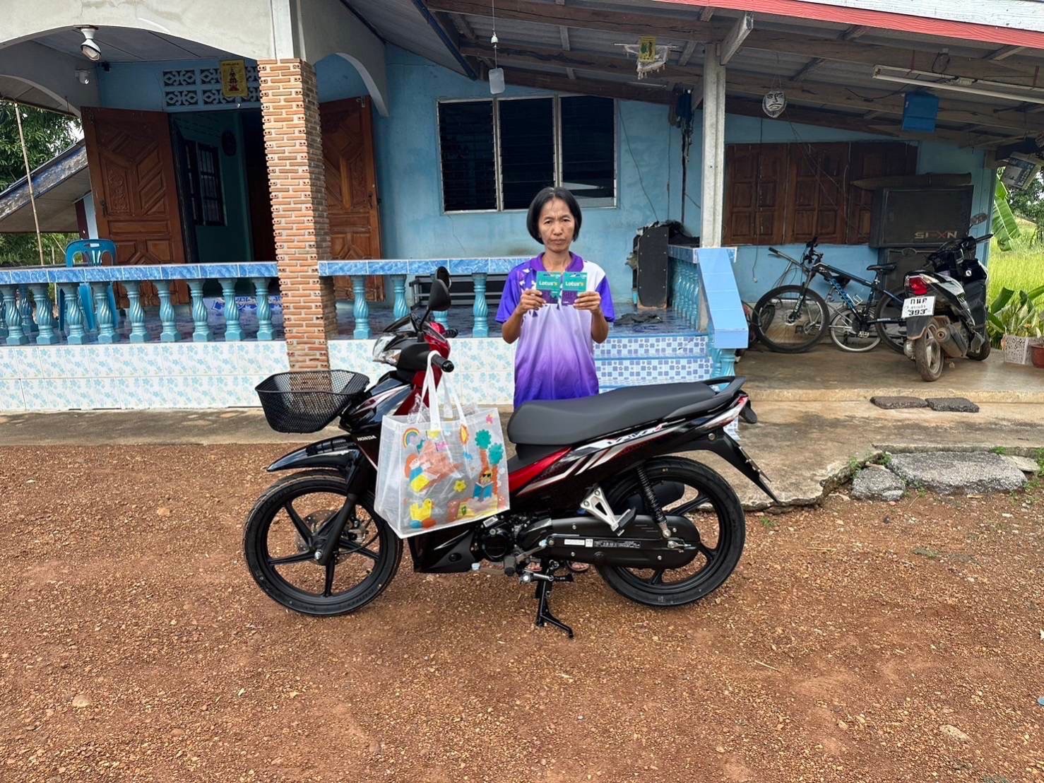 LINE_ALBUM_ภาพส่งมอบรถ WNY_231128_58